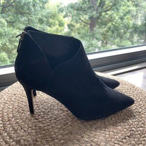 BRAND NEW: ENZO ANGIOLINI Ruthely Suede Bootie, Heeled, Pointed, Black, Size 9M